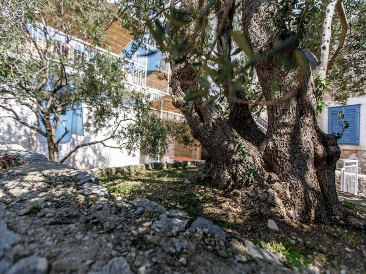 Villa Balarin Bol Exterior foto